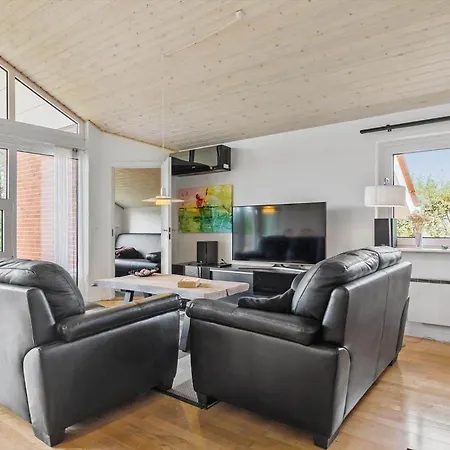 40812-ulfborg-helmklit-214 펜션 *